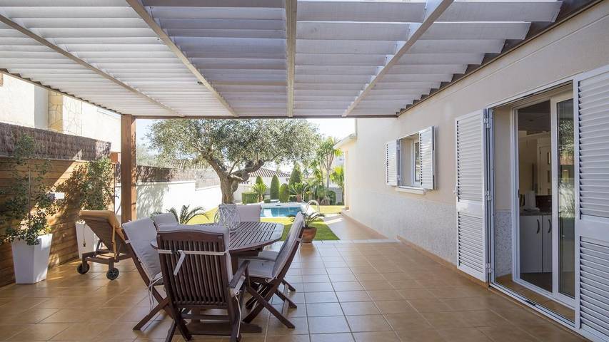 Casa rural para 8 personas, con jardín y piscina en Bajo Penedés - 4