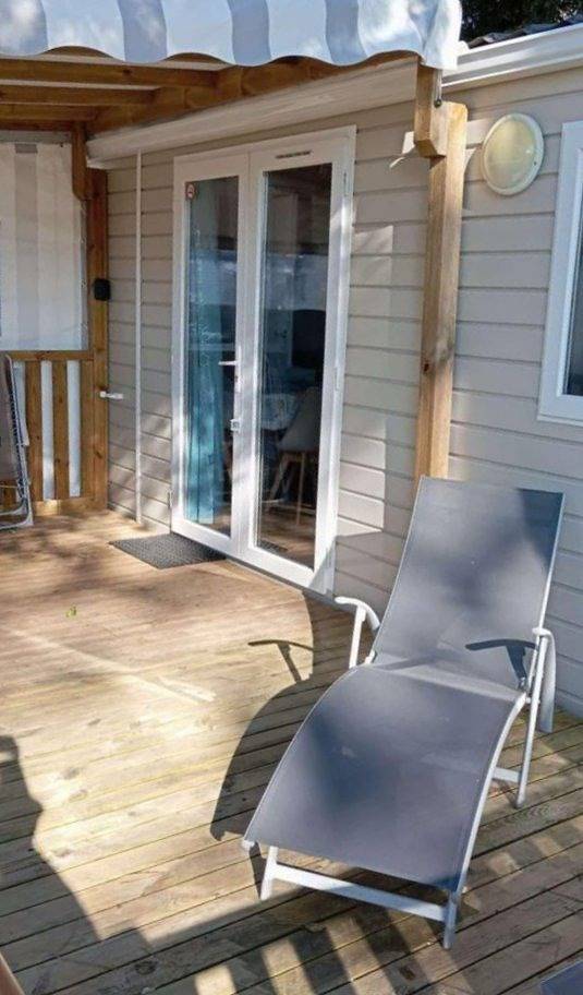 Mobil home pour 6 personnes, avec jacuzzi et terrasse ainsi que piscine et sauna à Saint-Jean-de-Monts - 2