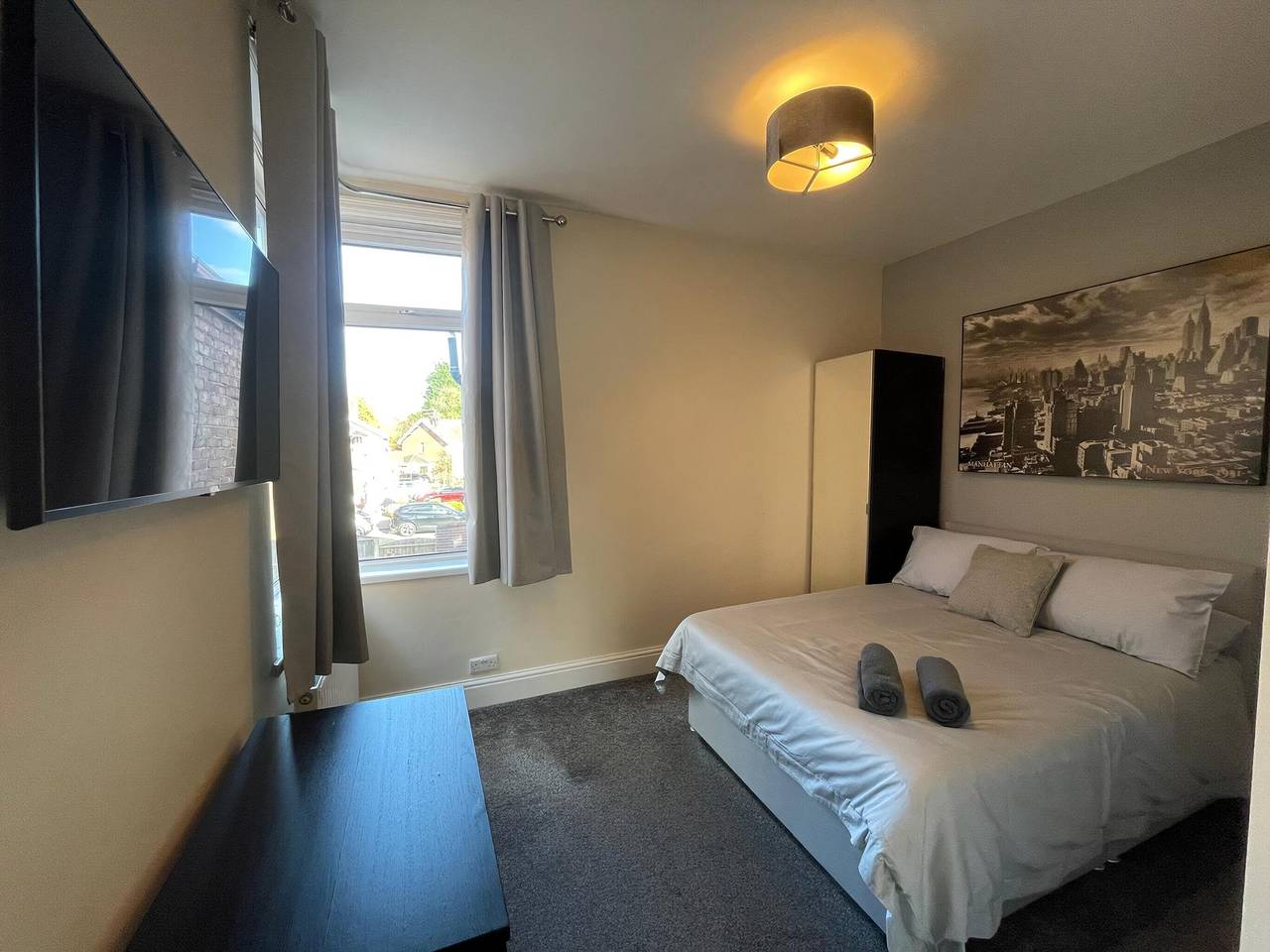 4 Luxury Ensuite Bedrooms, Games & Arcade Room in Manchester, Greater Manchester