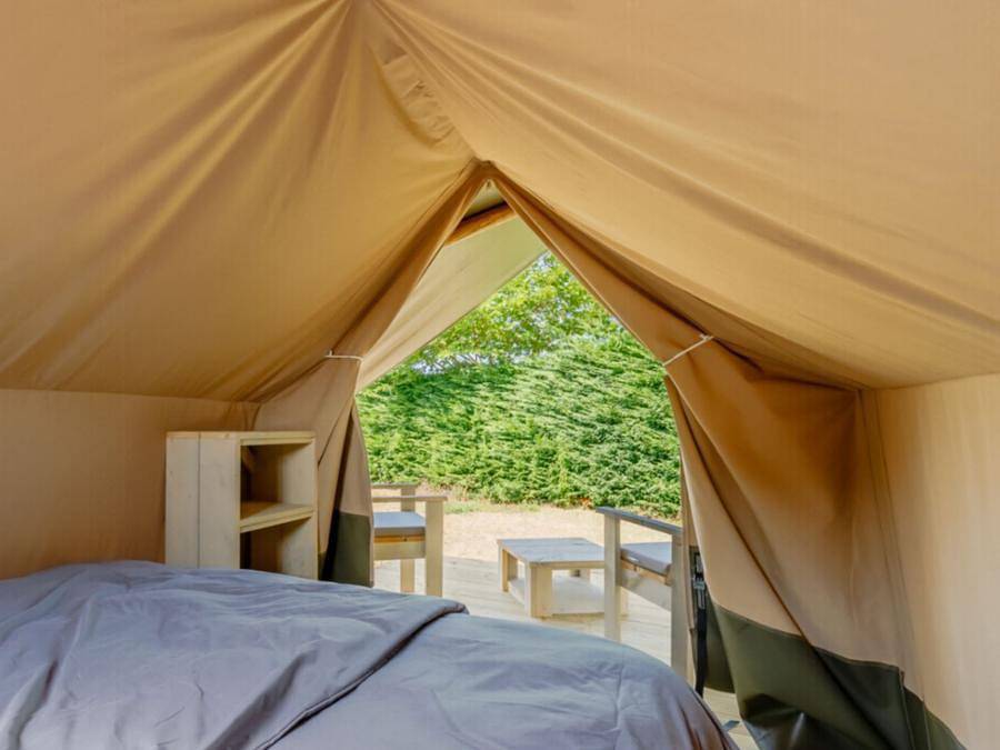 Camping la Baie - Tente 2 personnes - Cyclo-tente 1 Chambre 2 Personnes in L'Aiguillon-sur-Mer, Fontenay-le-Comte
