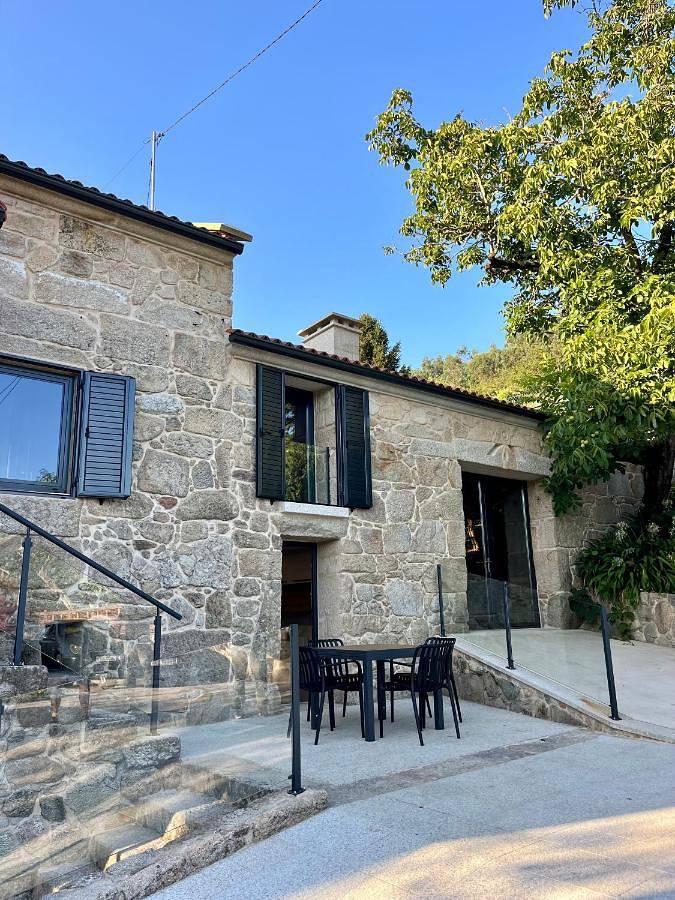 Casa rural para 2 personas, con jardín además de terraza y vistas en Moaña