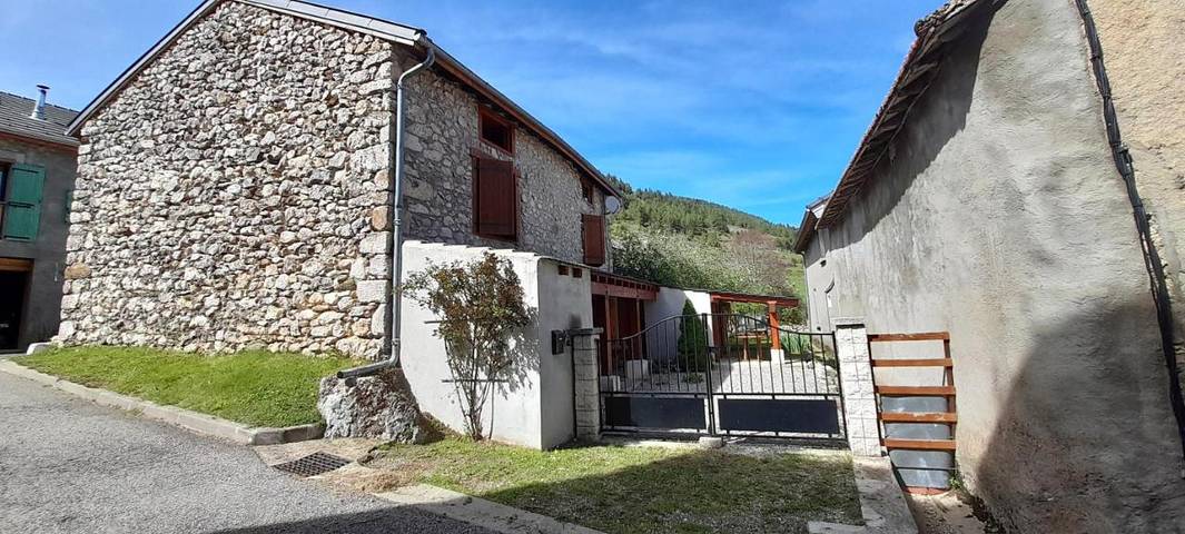 Location de vacances pour 8 personnes à Saint-Julien-d'Asse