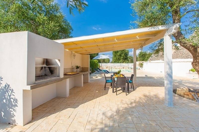 Trullo mit privatem Pool - umzäunter Garten in San Michele Salentino, Salento