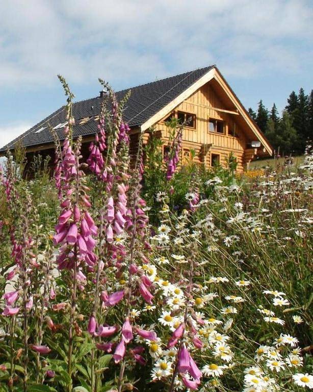 Ferienwohnung für 8 Personen, mit Ausblick und Garten im Böhmerwald
