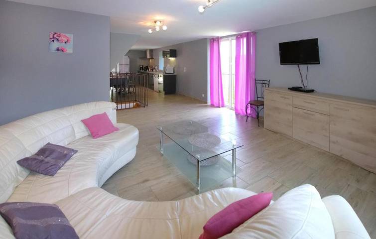 Location de vacances pour 10 personnes, avec Piscine à Pont-de-Labeaume - 4