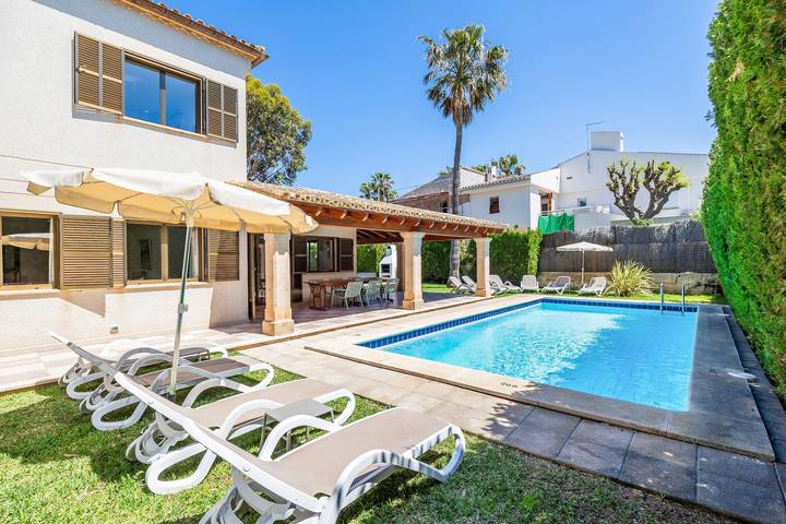 Apartamento para 12 personas, con Jardín en Puerto de Pollensa