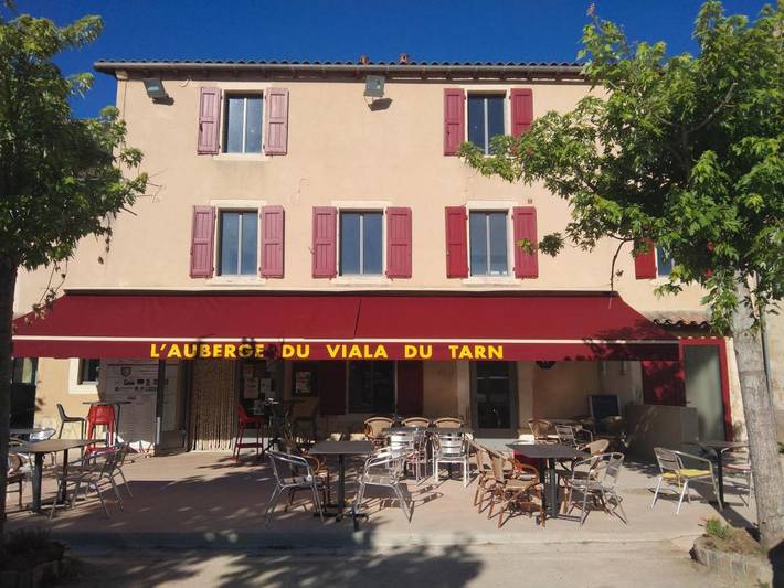 Hôtel pour 6 personnes, avec jardin ainsi que terrasse et vue à Viala-du-Tarn - 3