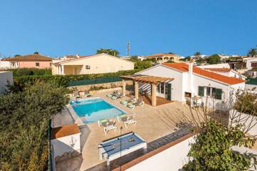 Villa in Alaior Gemeinde, Menorcas Küste für 8 