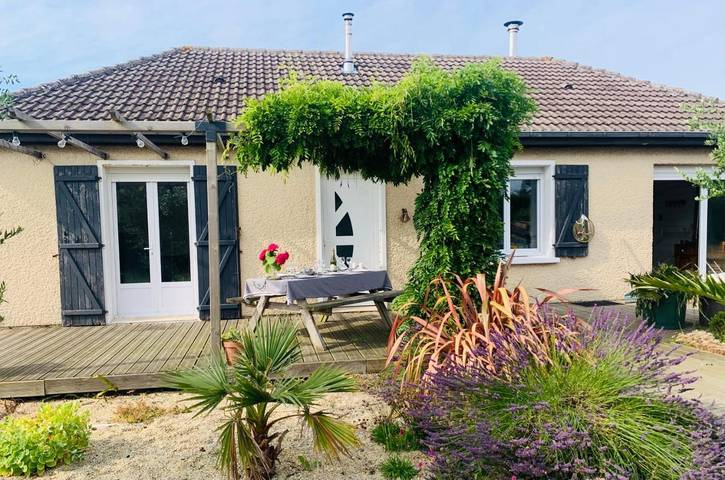 Location de vacances pour 8 personnes, avec jardin, animaux acceptés à Commes - 3