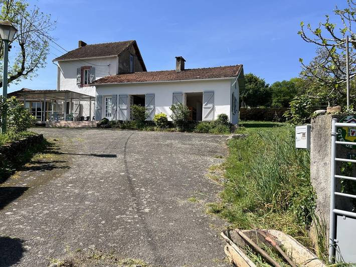 Gîte pour 6 personnes, avec jardin, animaux acceptés