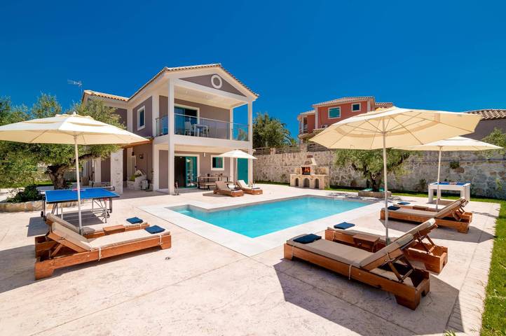 Villa for 8 people in Laganas