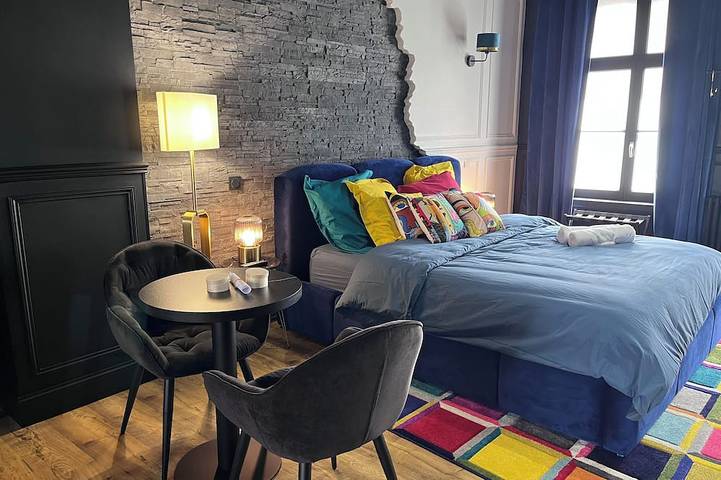 La 104 private cocooning rooms with whirlpool bath in Saint-Omer, Región de Saint-Omer
