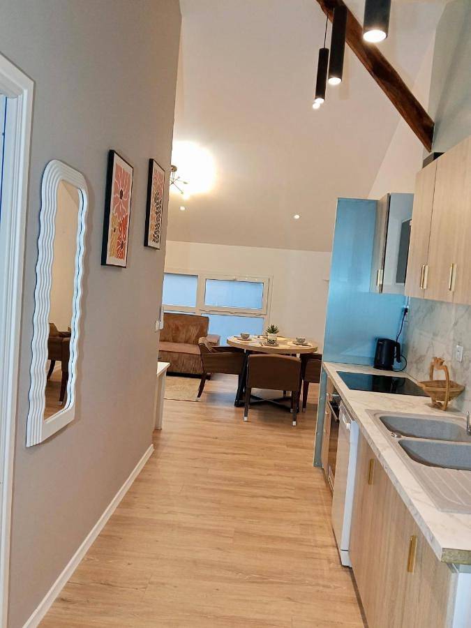Appartement de vacances pour 4 personnes, avec Jacuzzi et Terrasse ainsi que Jardin et Sauna