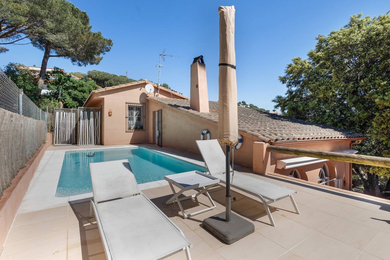 Relax 126m con piscina y sin cocina in Argentona, Costa del Maresme