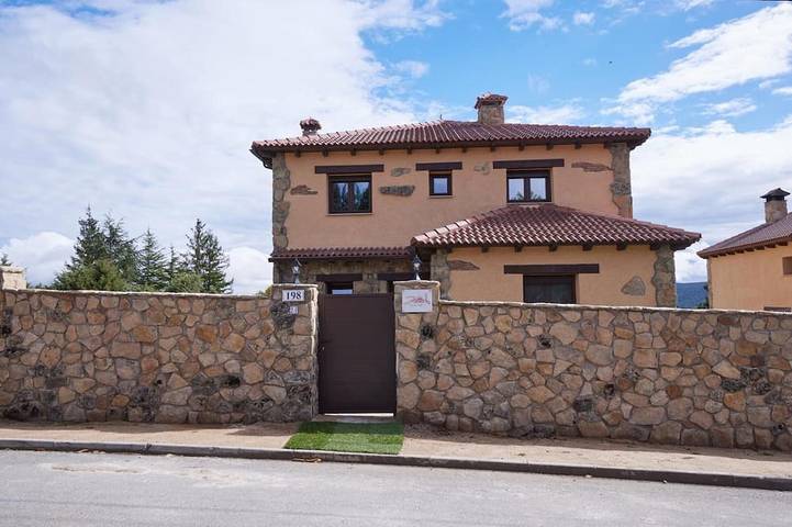 Maison de vacances pour 12 personnes, avec jardin et balcon, animaux acceptés - 1