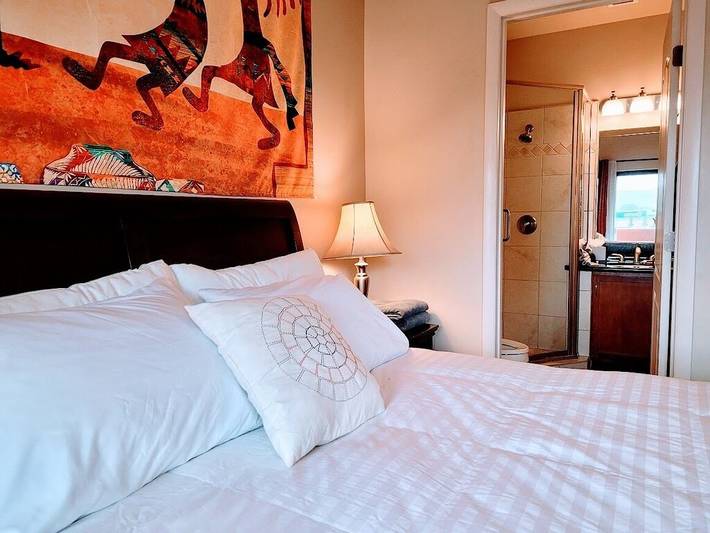 Vacation rental for 9 people, with yard and balcony in Oak Creek