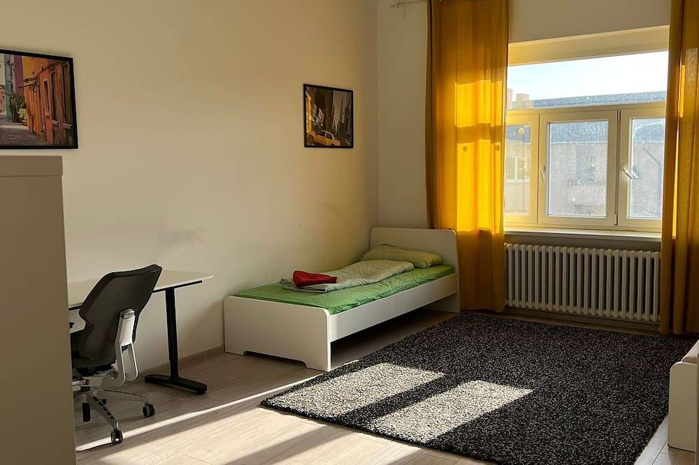 Ganze Wohnung, Steglitz Iv - schöne Wohnung mit Balkon, 3 Zimmern, Küche & Bad in Steglitz Berlin, Berlin