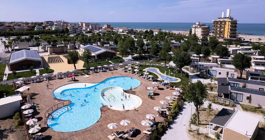 Camping per 4 persone, con Terrazza sulla Riviera Romagnola