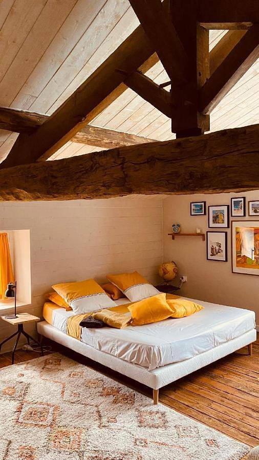 Appartement de vacances entier, Double Room with Shared Bathroom in La Flocellière, Fontenay-le-Comte