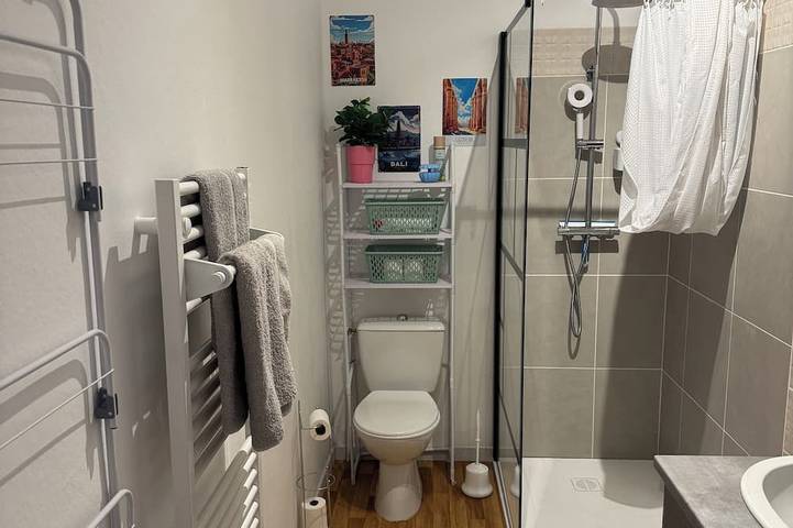 Gîte pour 4 personnes, avec terrasse à Damparis - 4