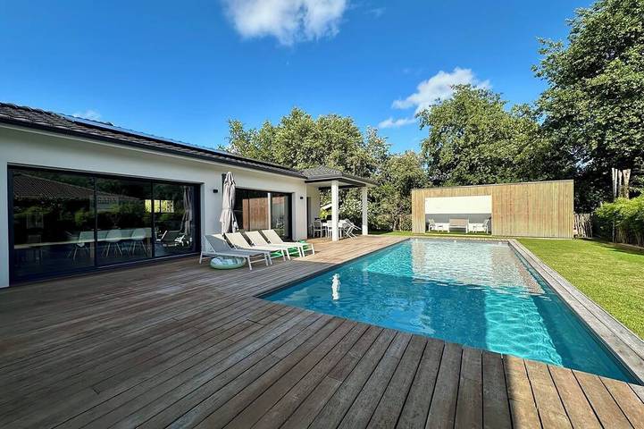 Maison de vacances pour 8 personnes, avec jardin à Saint-Aubin-de-Médoc