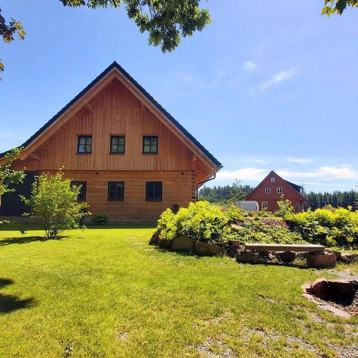 Ferienhaus für 19 Personen, mit Pool und Whirlpool sowie Garten und Sauna