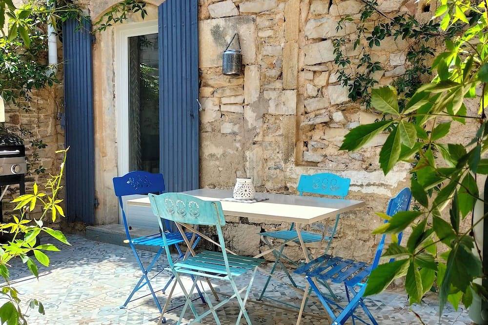 Village house \"Chez Framboise in Marguerittes, Nimes region