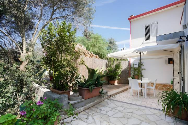 Vakantieappartement voor 3 personen, met tuin en uitzicht op het meer - 1