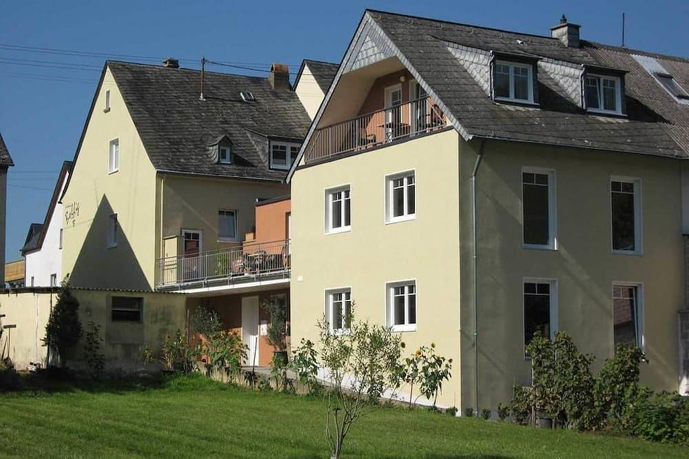 Geheel appartement, Apartment with balcony (No. 6) - Gästehaus Bollig in Leiwen, Moseleifel