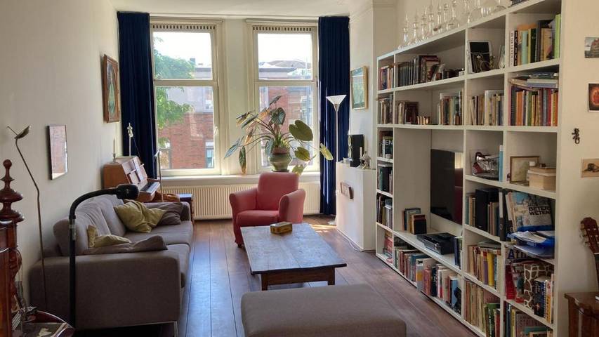 Apartment for 5 people, with balcony in Rotterdam