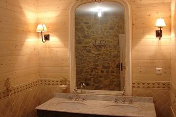 Gîte pour 8 Personnes dans Vallon-Pont-d'Arc, Gorges de l’Ardèche, Photo 3