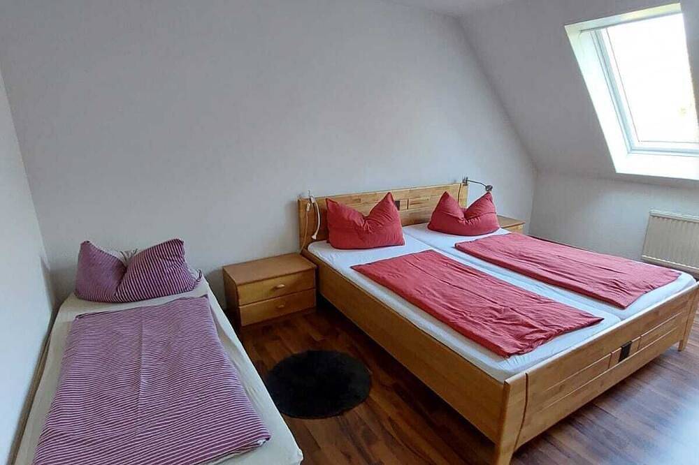 Ganze Wohnung, Gemütliches Apartment am Bodensee \"Harbour Apartments Höri\" Obergeschoss 2b in Moos, Untersee