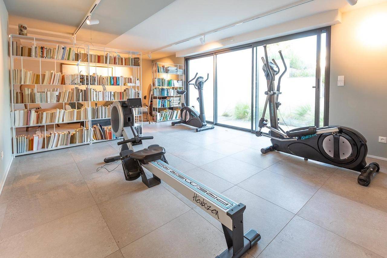 La Villa du Guern in Baden (France), Côte des Mégalithes