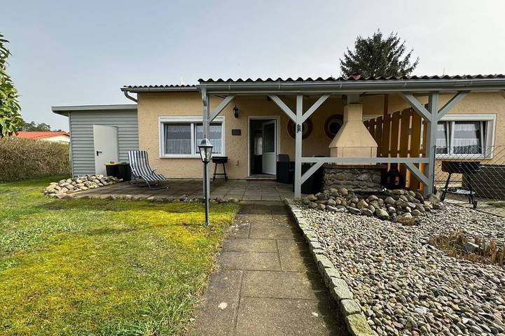 Ferienhaus für 3 Personen, mit Garten in Dargun