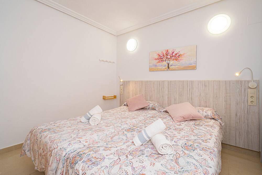 Entire apartment, Front line new  3 bed apartment with ideal para familias in Playa Carrer La Mar, el Campello
