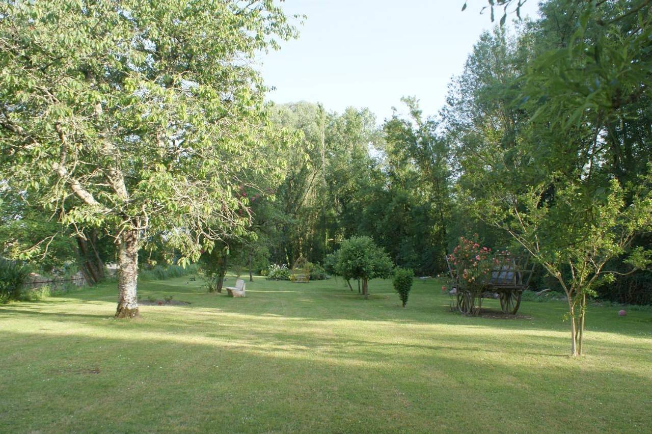 Double Room with Balcony in Beaulieu-lès-Loches, Région de Loches