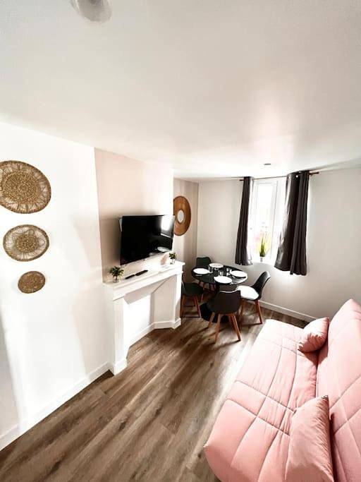 Appartement entier, One-Bedroom Apartment in Abbeville, Région d'Abbeville