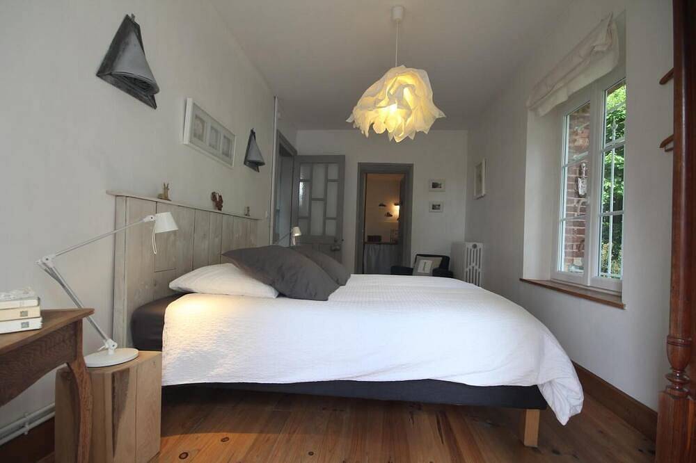 Chateau familial au milieu de son grand parc arboré. in Hugleville-en-Caux, Région de Dieppe