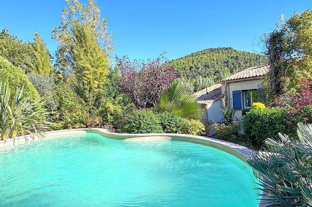 Casa Santa Roustagne - Family Villa, Pool and Countryside View in Manosque, Parc naturel régional du Luberon