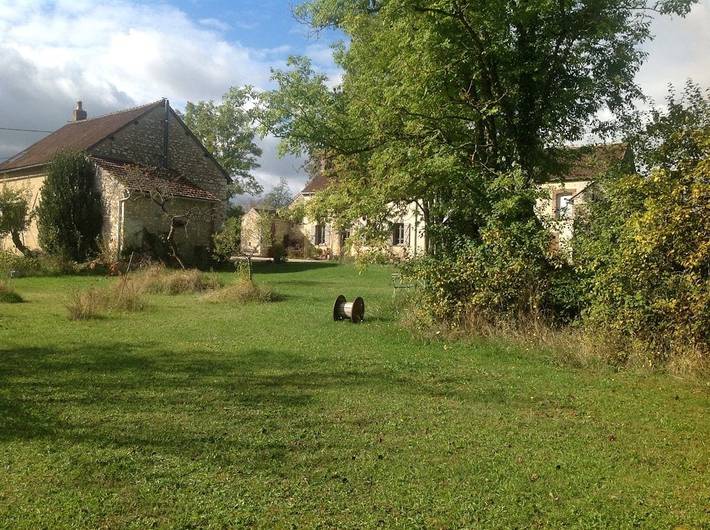 Chambre d’hôte pour 4 personnes, avec jardin dans Yonne