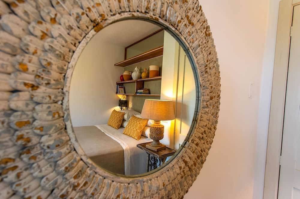 Masseria Ferarelli - \"Uttata\" Room with Patio in Diso, Lecce Provinz