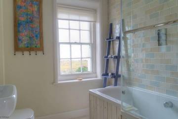 Glamping for 4 People in Camber, Rother, Photo 3