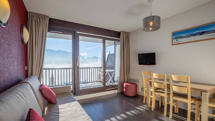 Vakantieappartement voor 4 personen, with Balkon and Zwembad as well as Sauna in Flaine