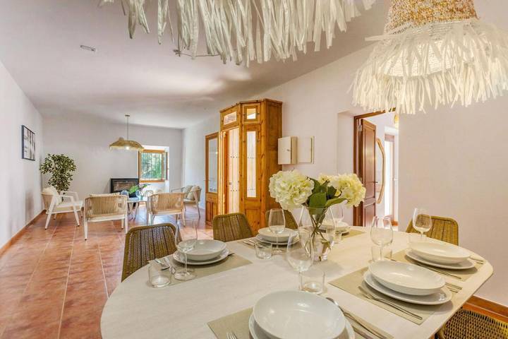 Casa de vacaciones para 8 personas, con terraza además de vistas y piscina - 1