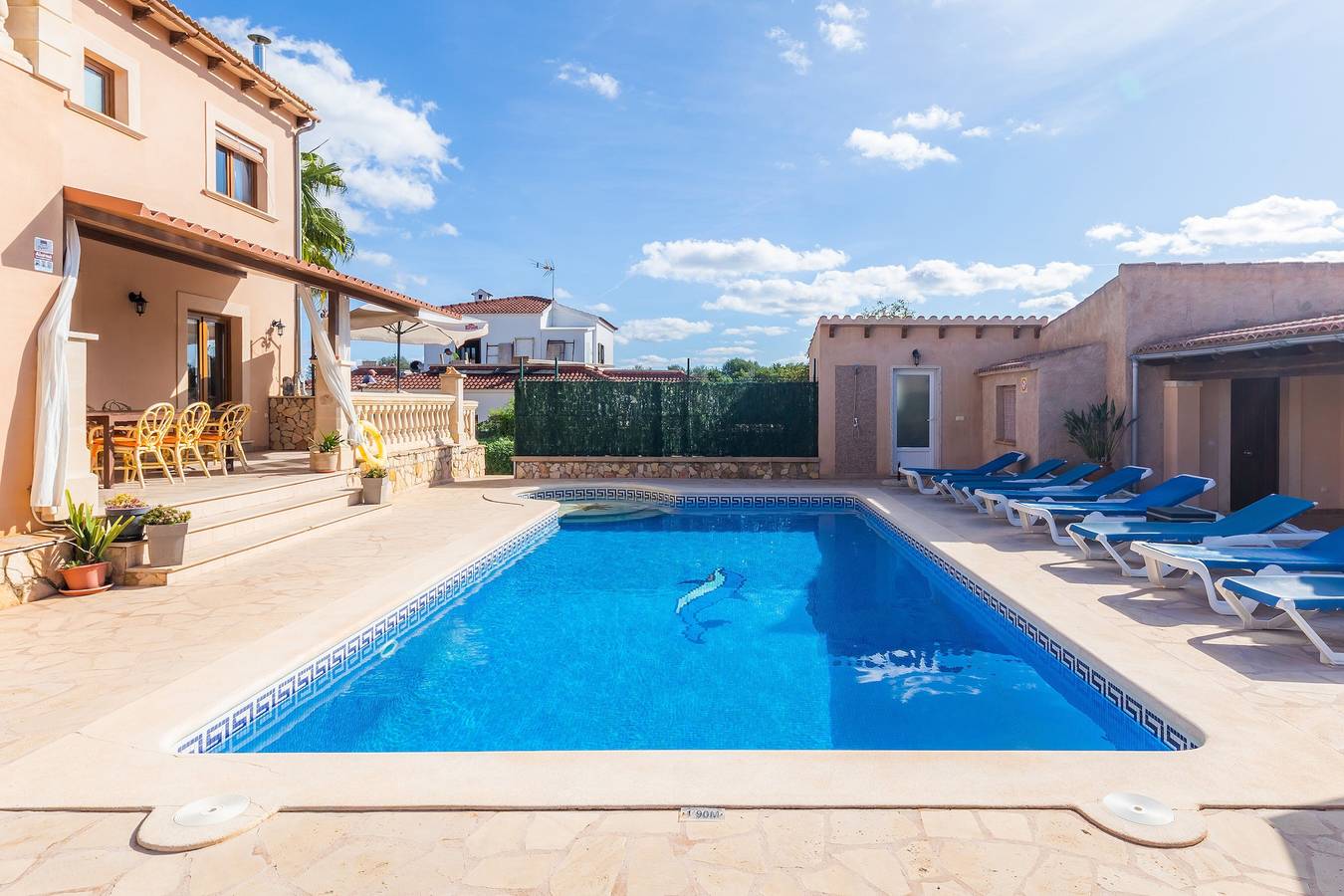 Rustikales Ferienhaus "Los Tres Soles" mit Pool, Terrassen & Wlan in Portocolom, Felanitx