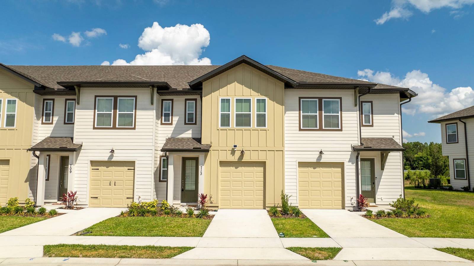 Entire apartment, Cozy 3Bd with Free Waterpark at Enclaves at Festival 713 in ChampionsGate, Four Corners