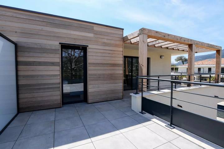 Gîte pour 6 personnes, avec piscine à Vence - 4
