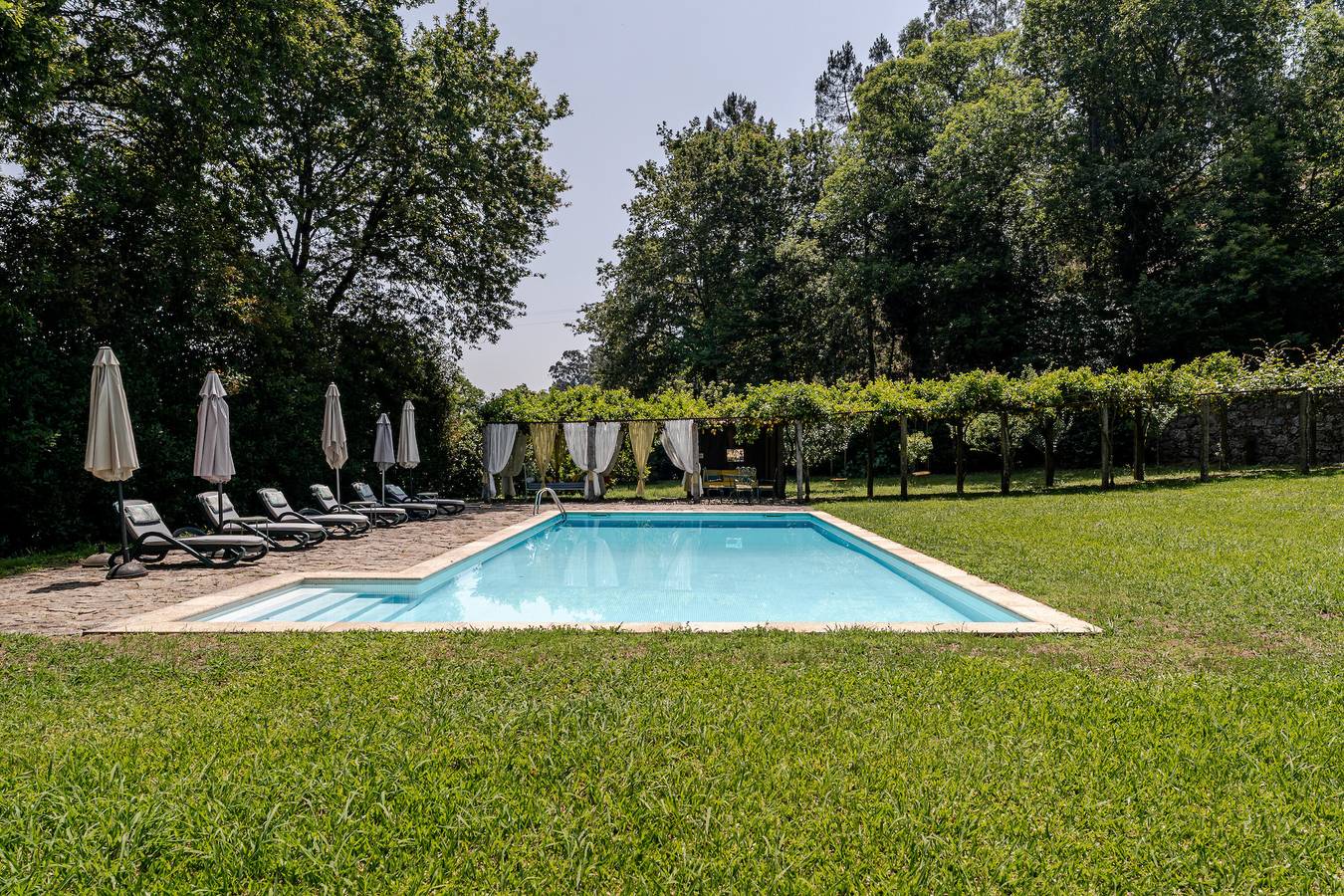 Country House 'Quinta De Amares' with Mountain View, Private Pool and Wi-Fi in Goães, Braga District