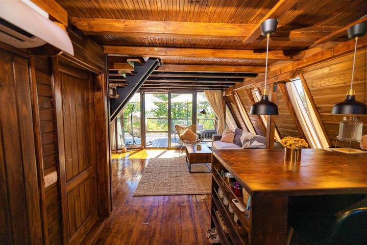 Location de vacances pour 6 personnes, avec jardin et vue à Kosjerić - 4