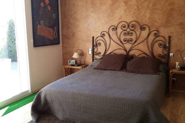 Location de vacances pour 8 personnes, avec jardin et balcon dans Golf de Saint-Thomas - 2